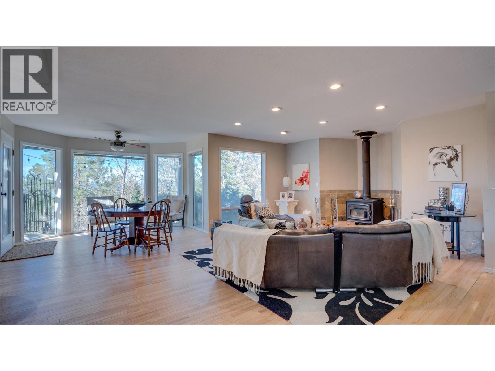  5775 Deadpine Drive, Kelowna