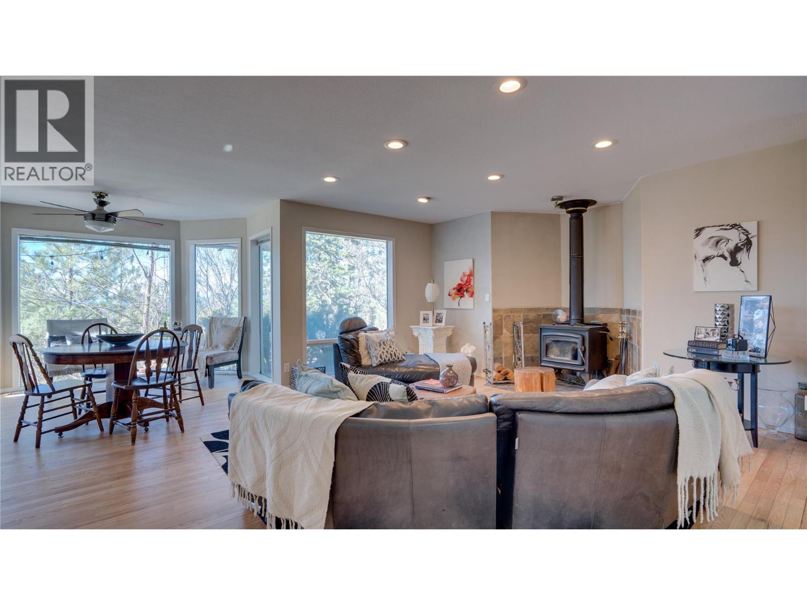  5775 Deadpine Drive, Kelowna