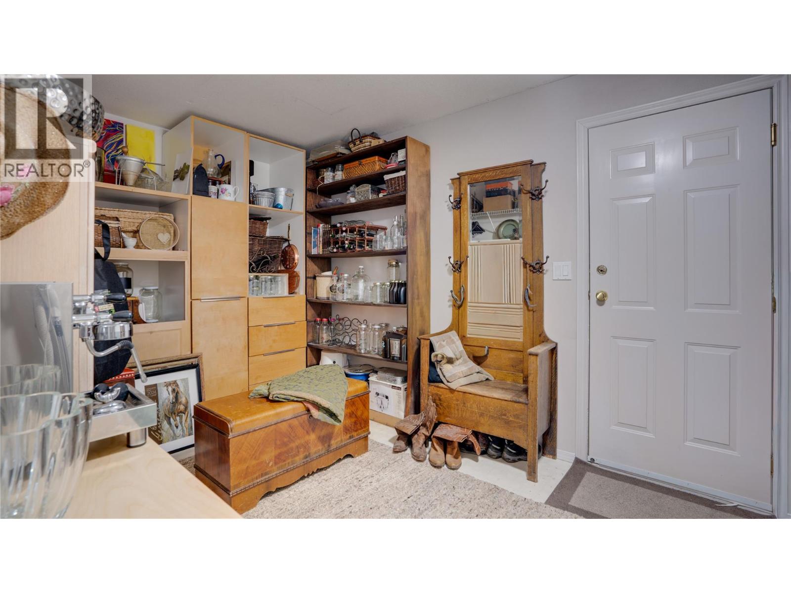  5775 Deadpine Drive, Kelowna