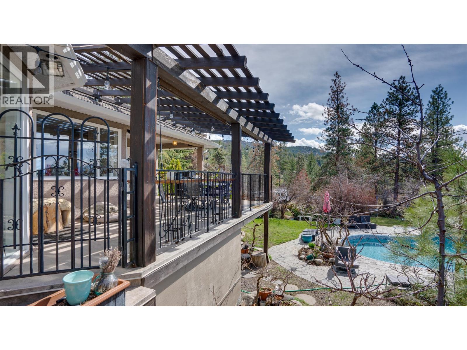  5775 Deadpine Drive, Kelowna