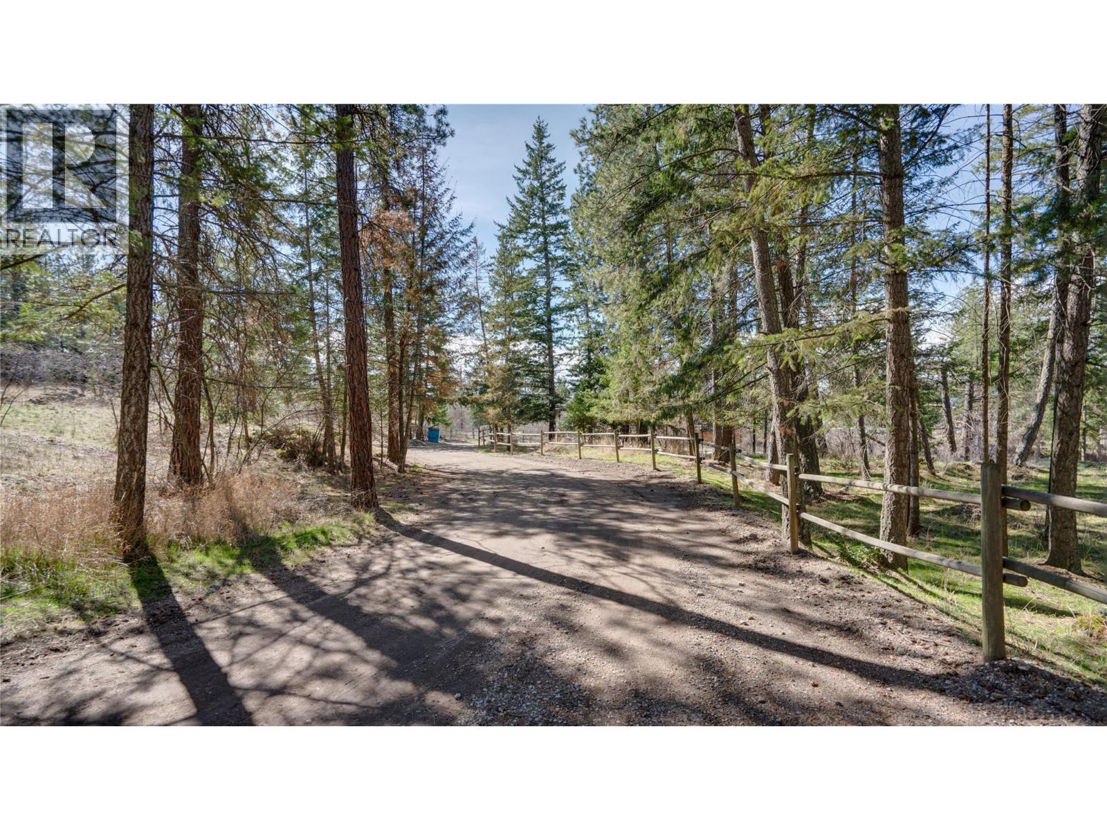  5775 Deadpine Drive, Kelowna
