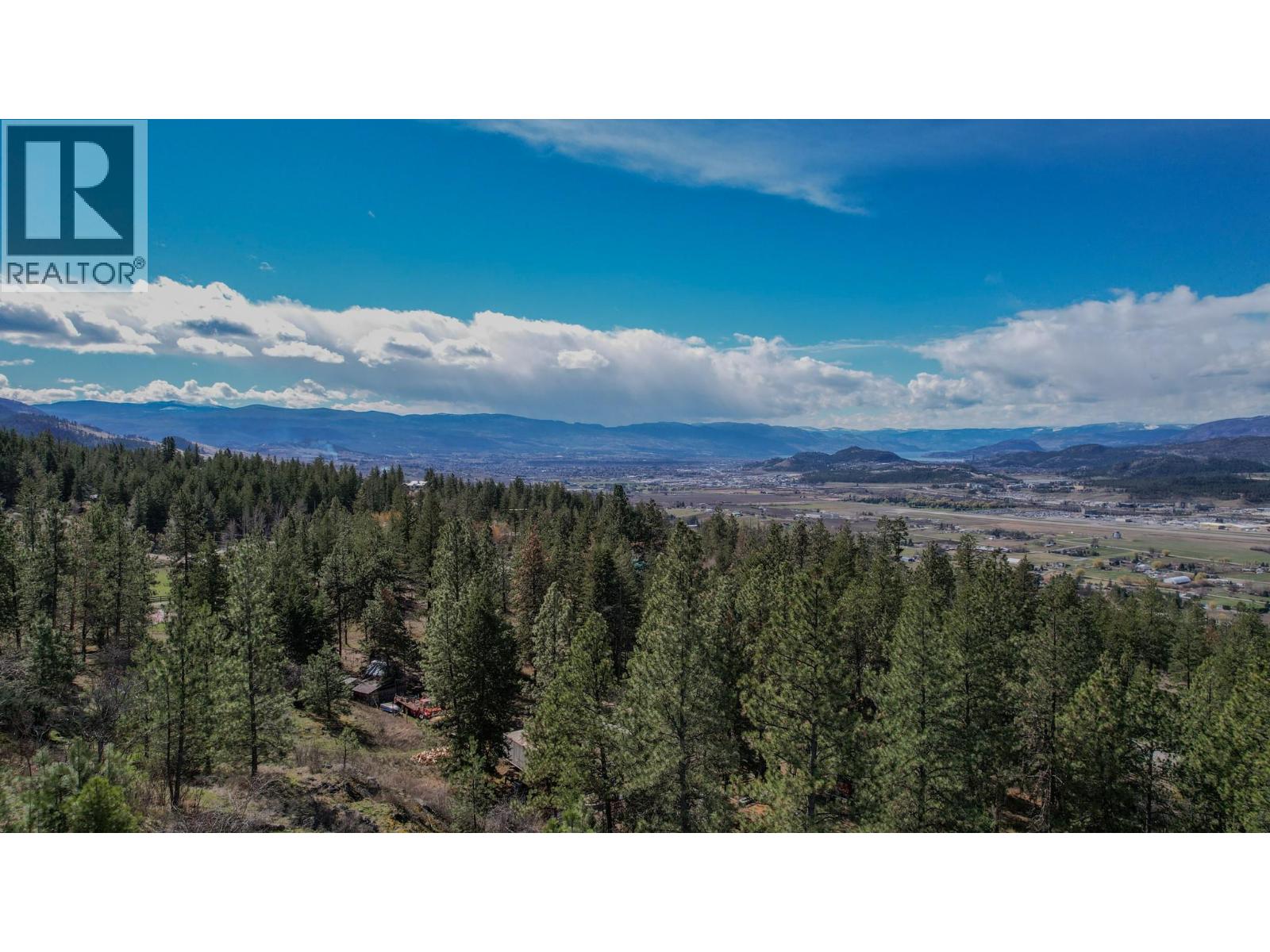  5775 Deadpine Drive, Kelowna