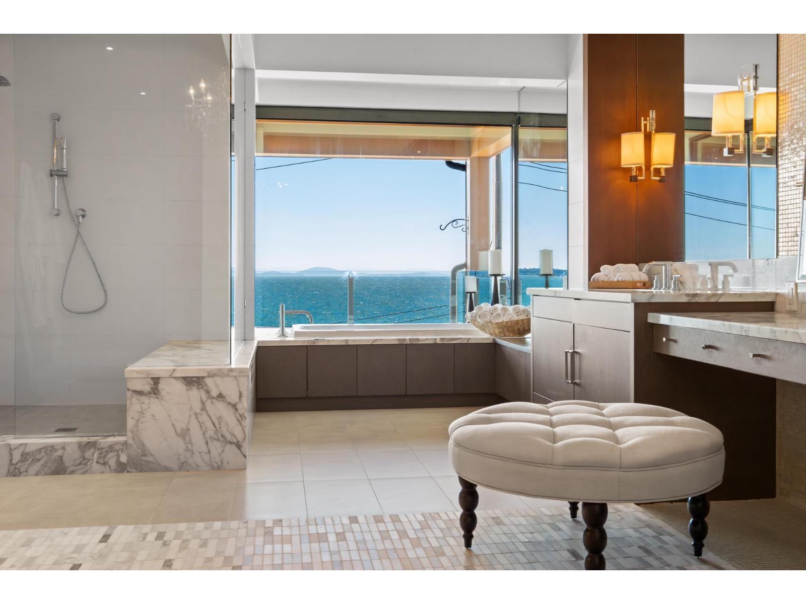 14495 MARINE DRIVE, White Rock