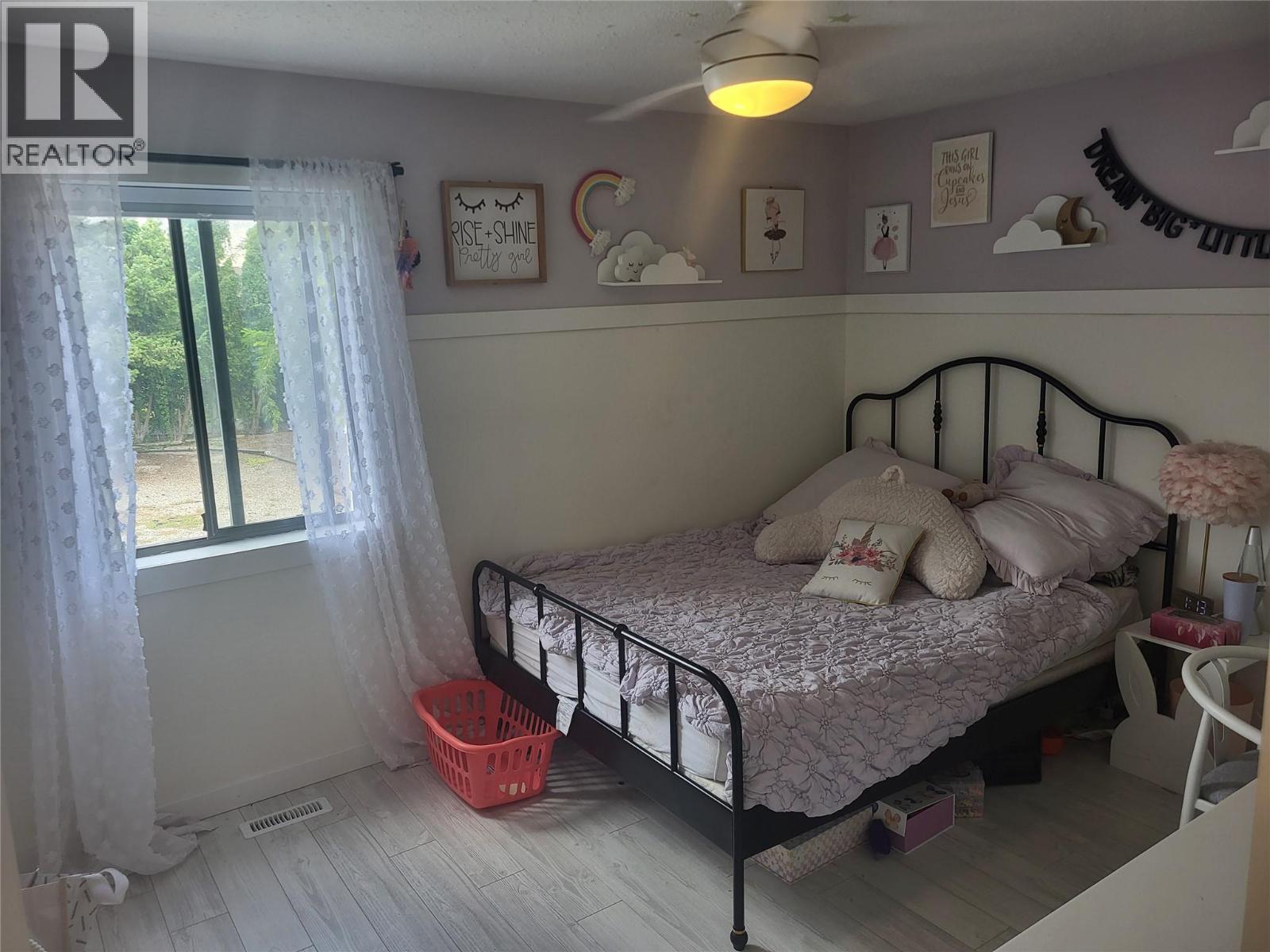  9504 HUMMINGBIRD Lane, Osoyoos