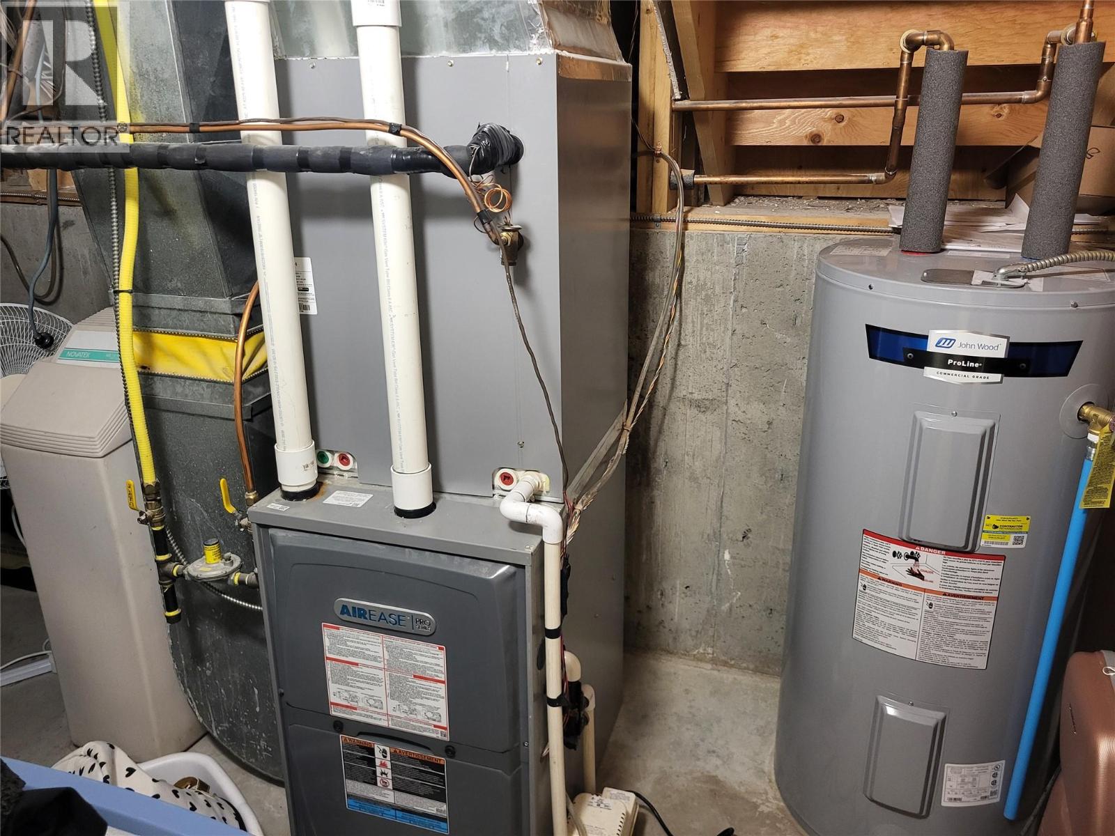  9504 HUMMINGBIRD Lane, Osoyoos