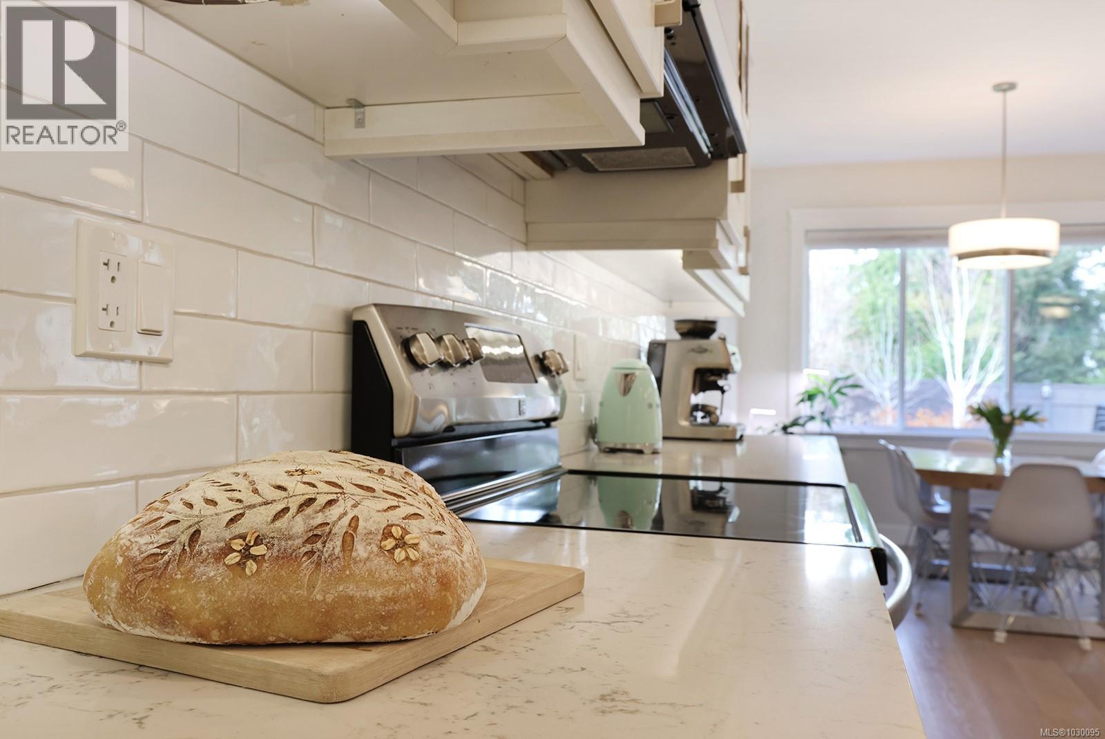 912 PRESTWICK PL - 14