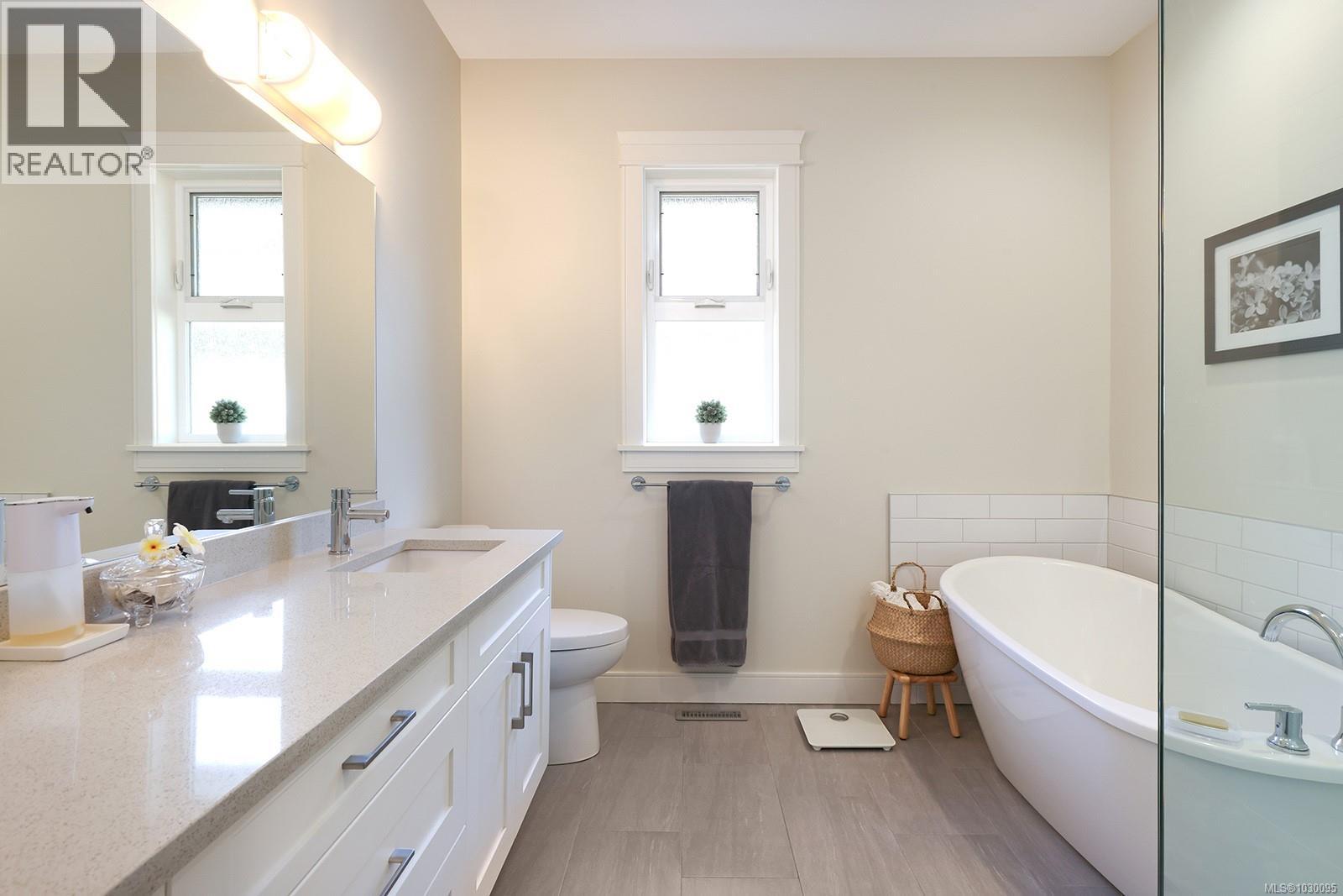 912 PRESTWICK PL - 27