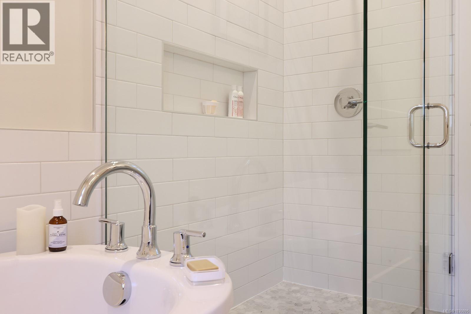 912 PRESTWICK PL - 29