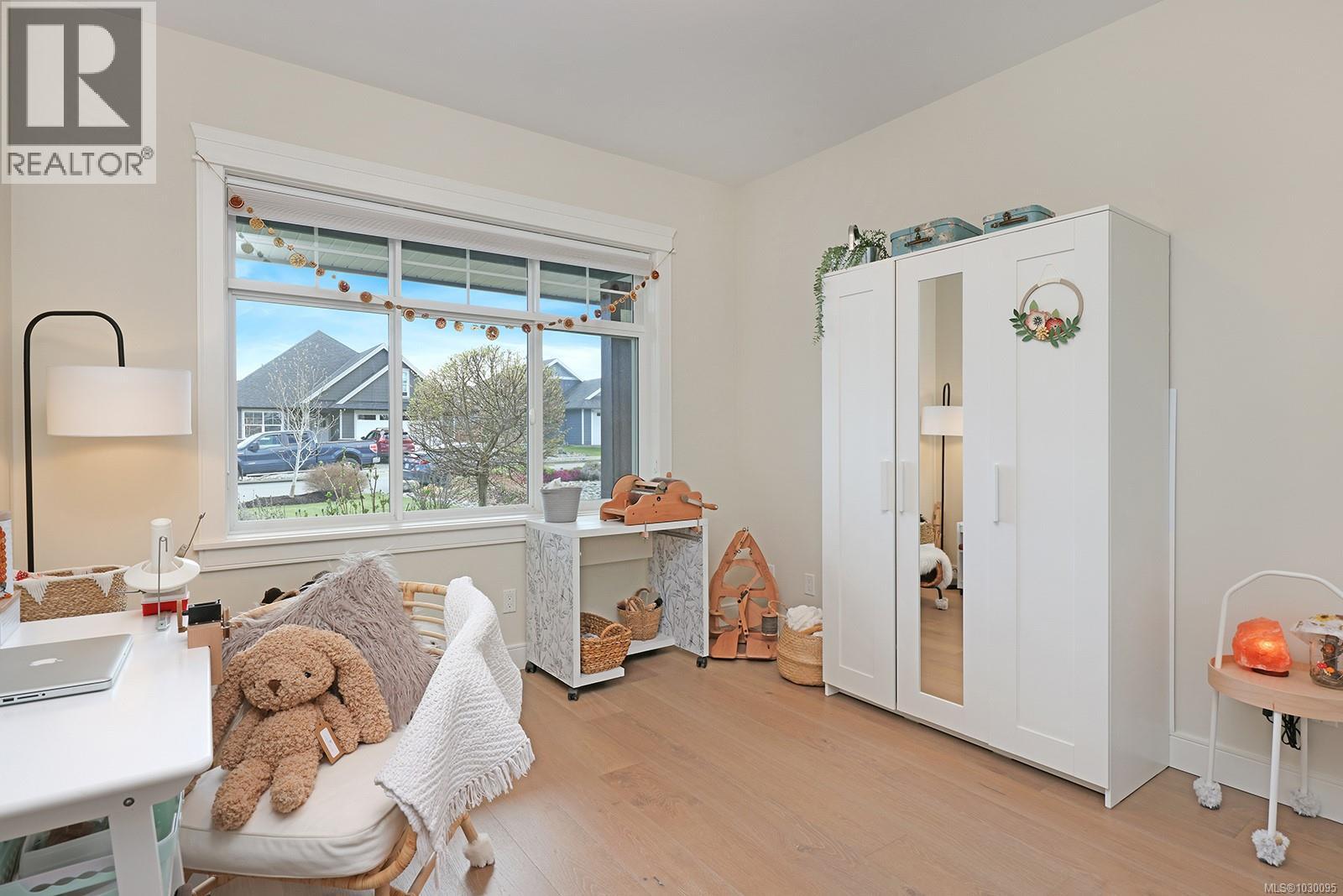 912 PRESTWICK PL - 30