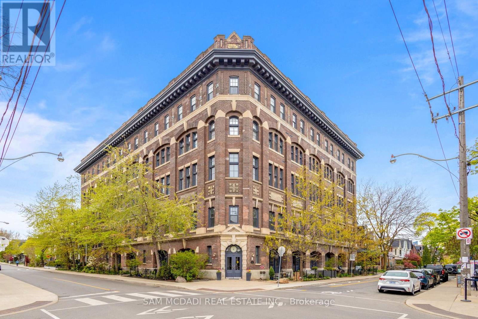 Listing photo of 204 - 183 DOVERCOURT ROAD