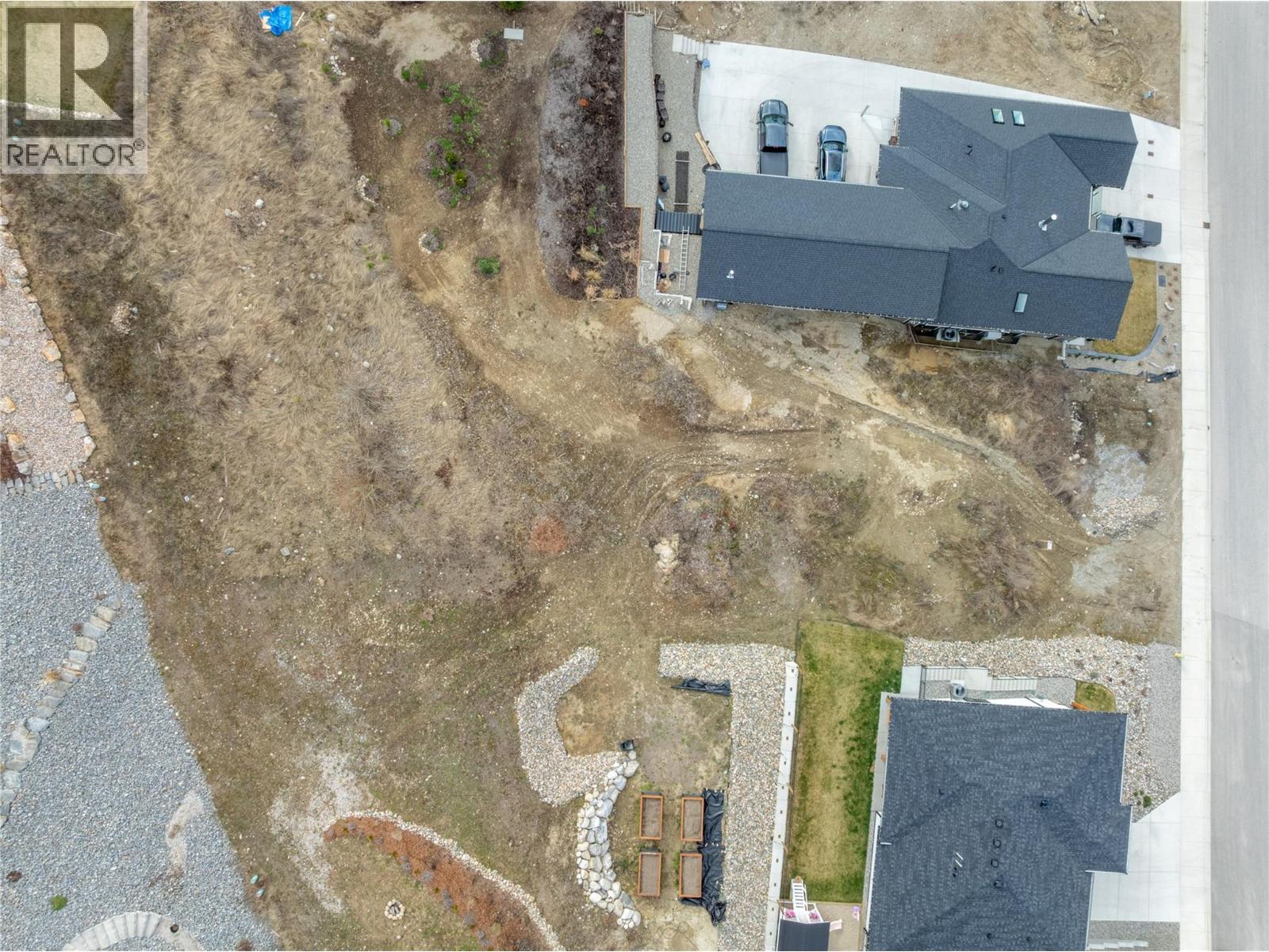  1120 16 Avenue Southeast, Salmon Arm