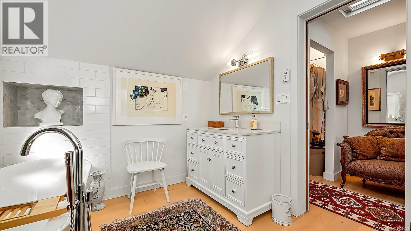 11007 CEDAR LANE - 39