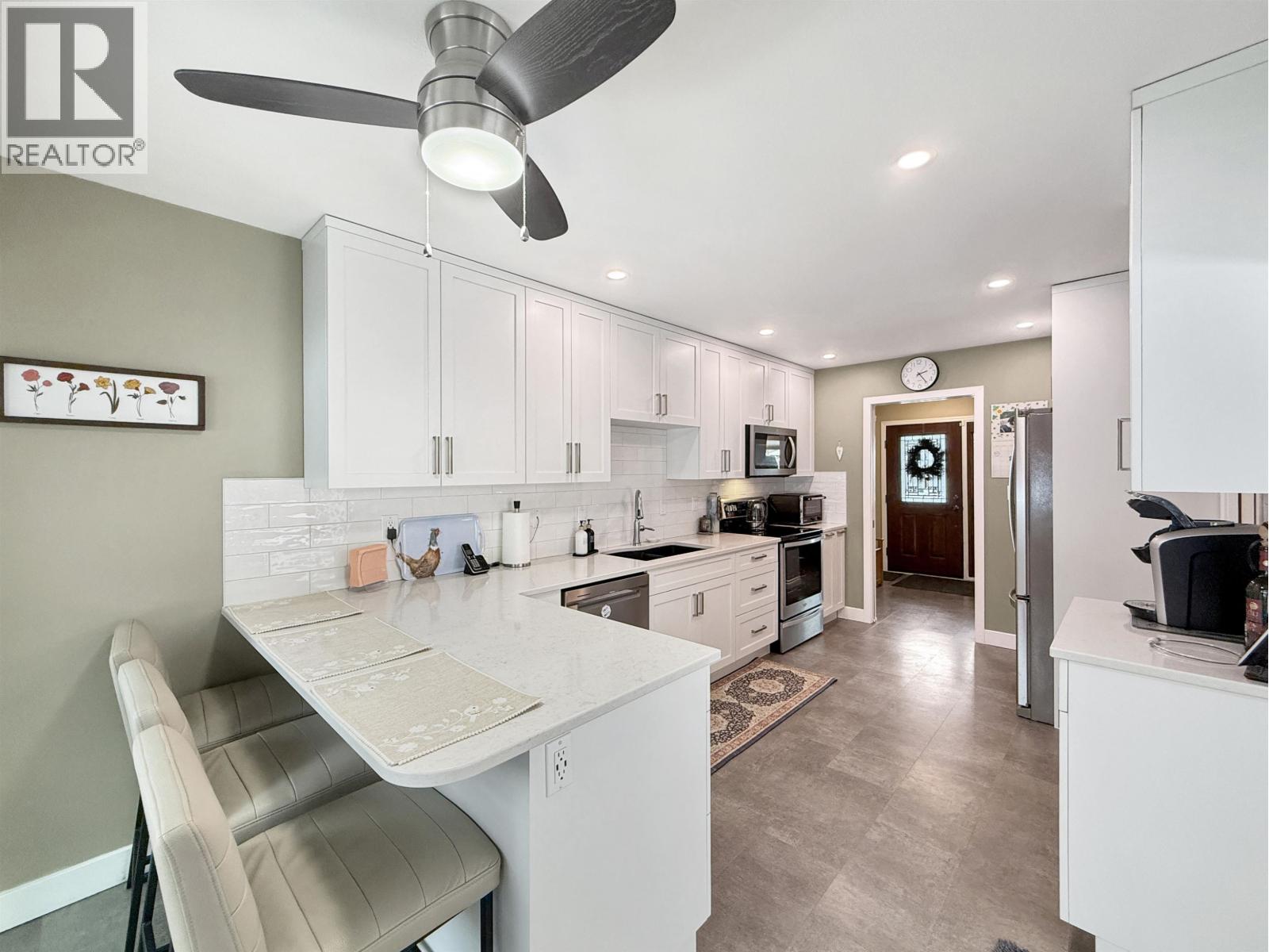 6255 BERGER CRESCENT - 19