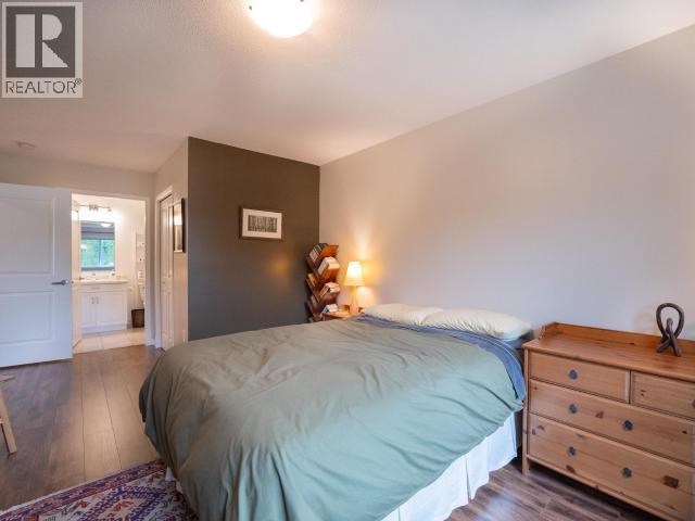 #4 4415 MANSON AVE - 15