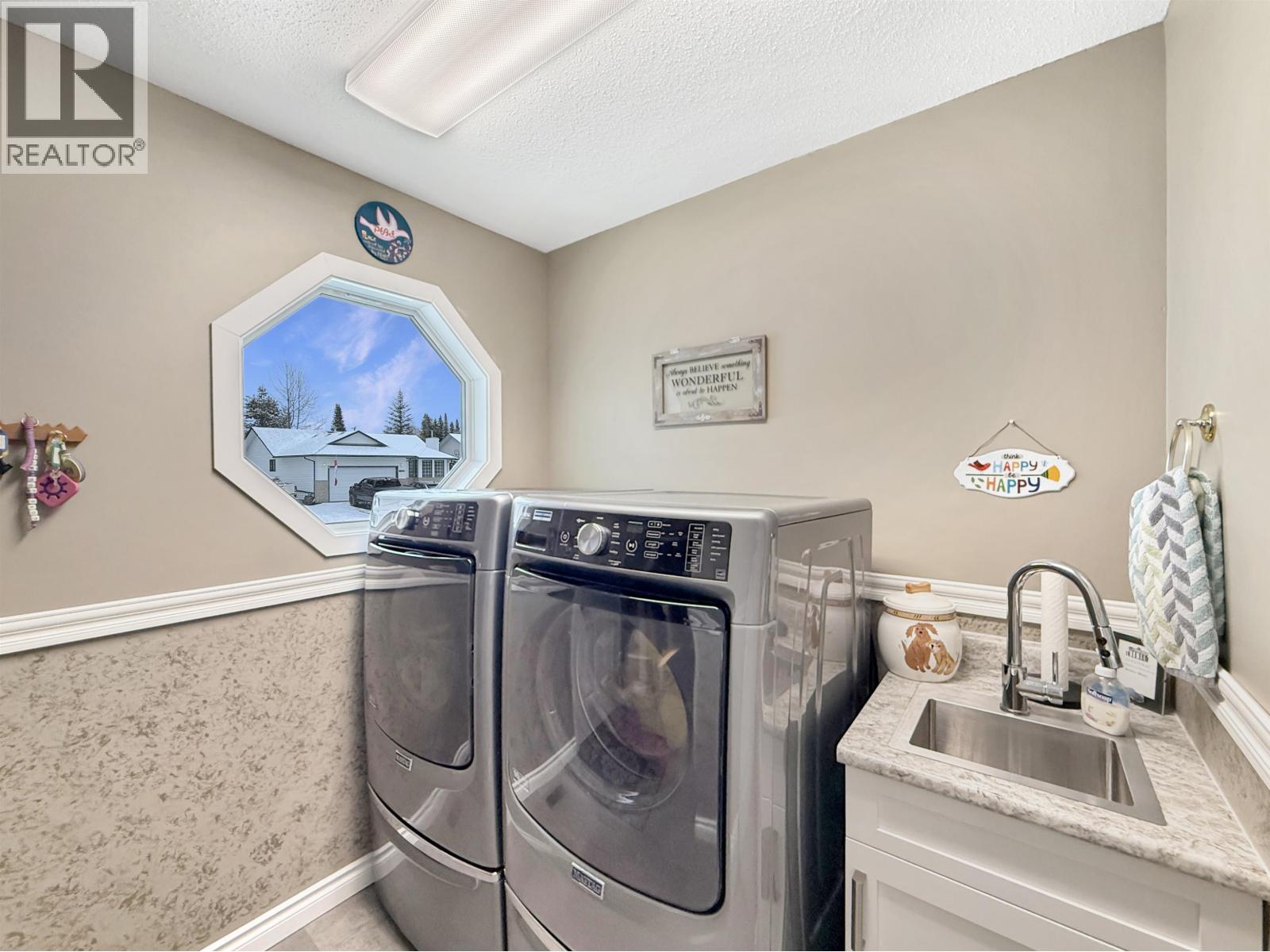 6255 BERGER CRESCENT - 29