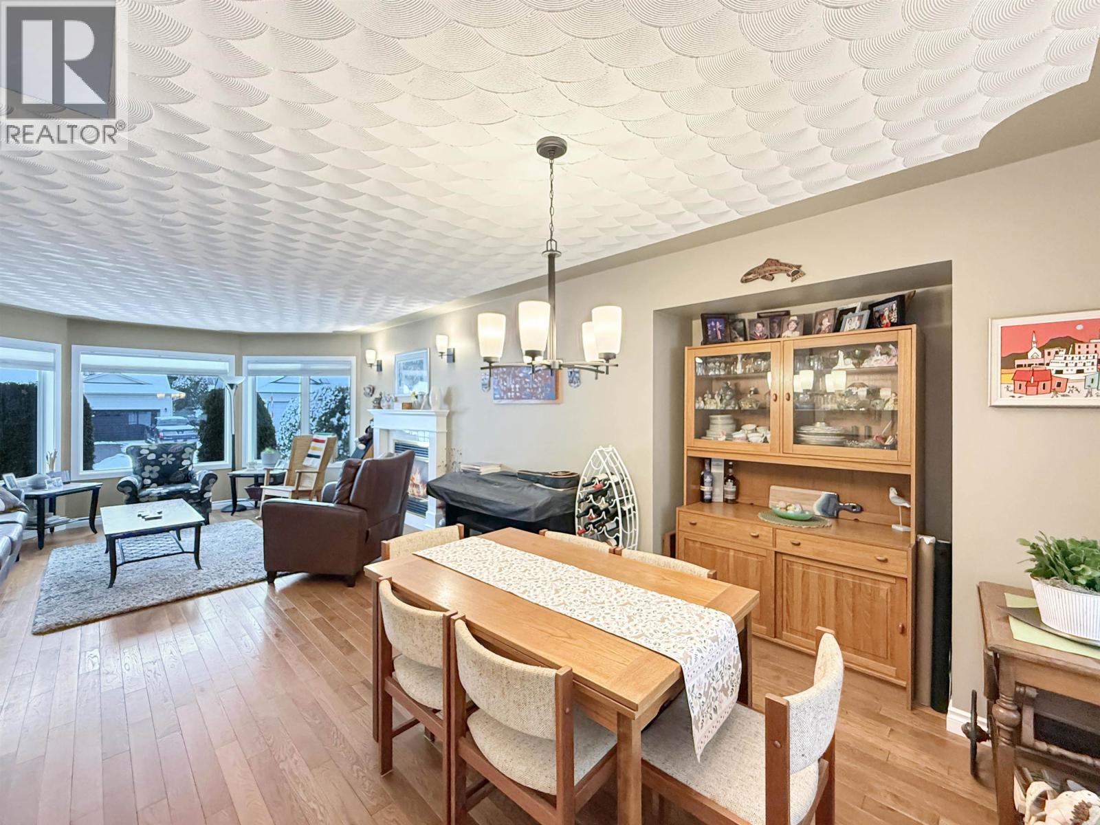 6255 BERGER CRESCENT - 12