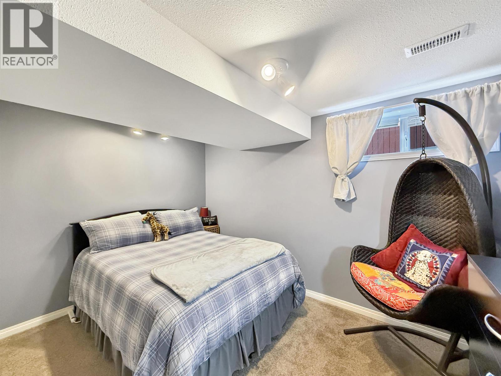 6255 BERGER CRESCENT - 36