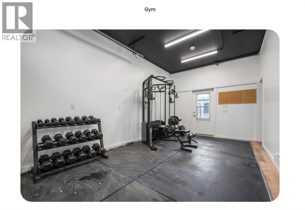 Single Family House for Sale in   Avenue NE Renfrew Calgary 