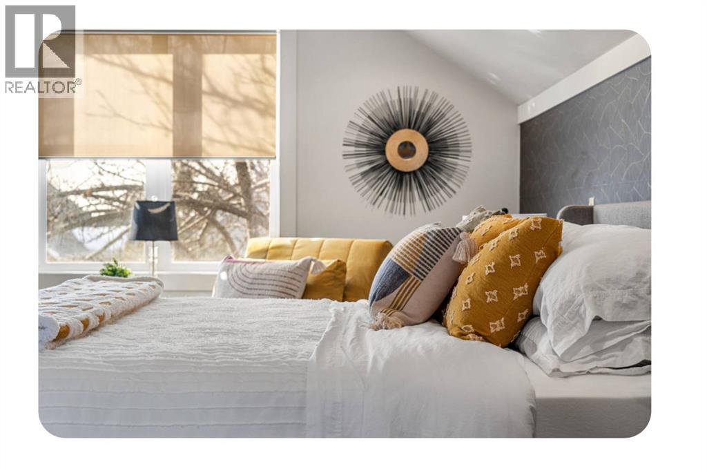 Single Family House for Sale in   Avenue NE Renfrew Calgary 