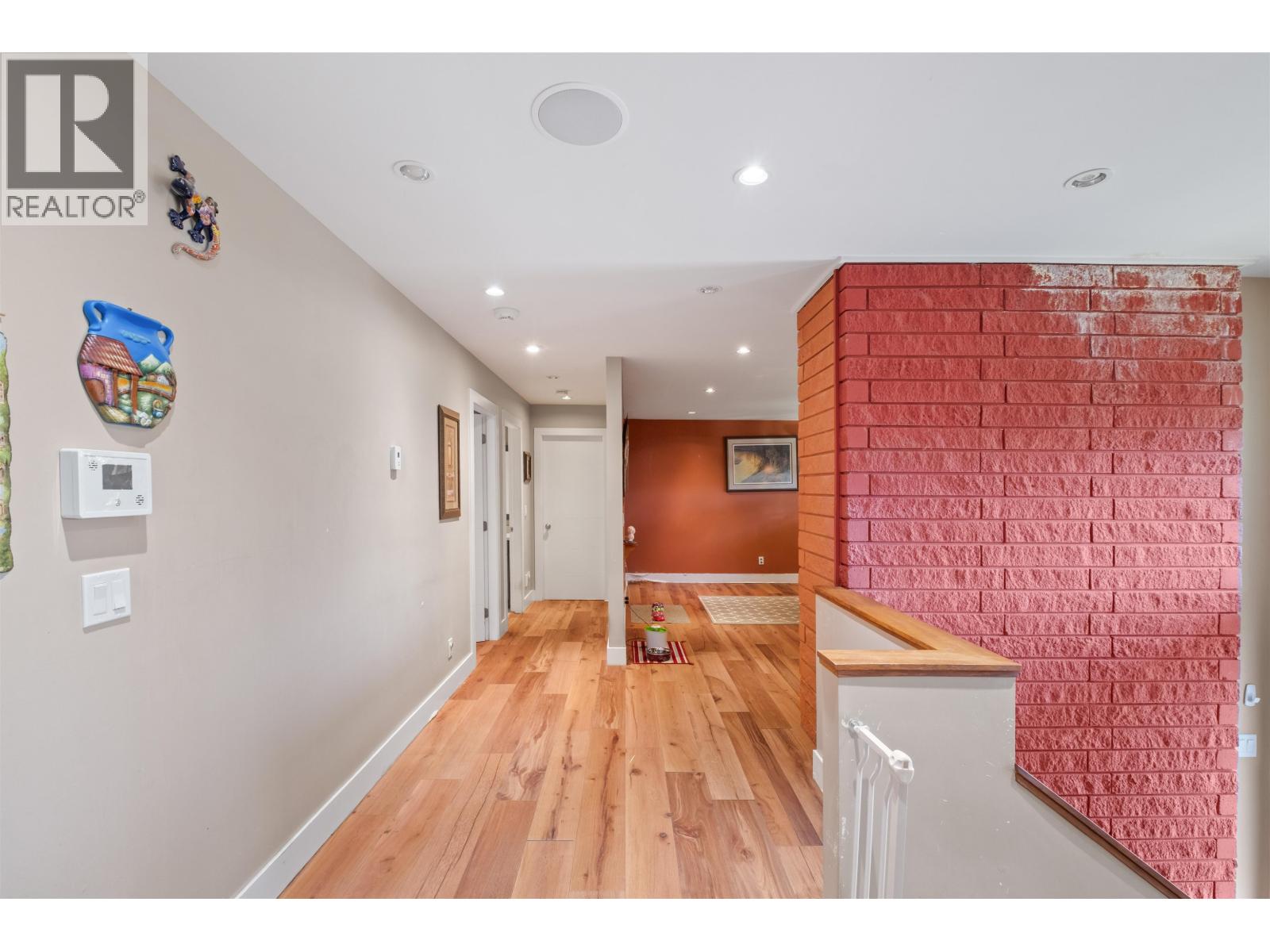 1329 APPIN ROAD, North Vancouver