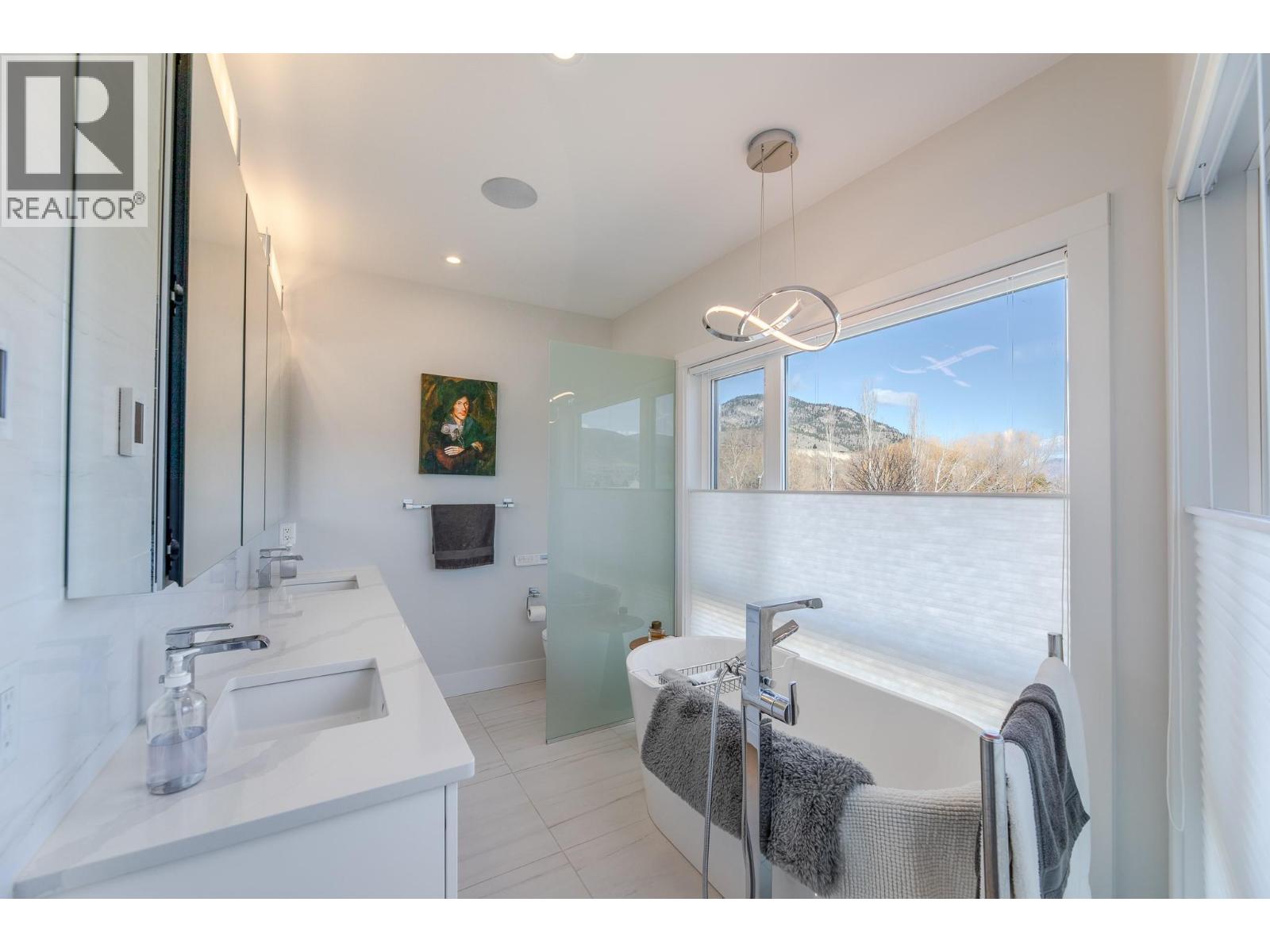 106 201 Wylie Street, Penticton