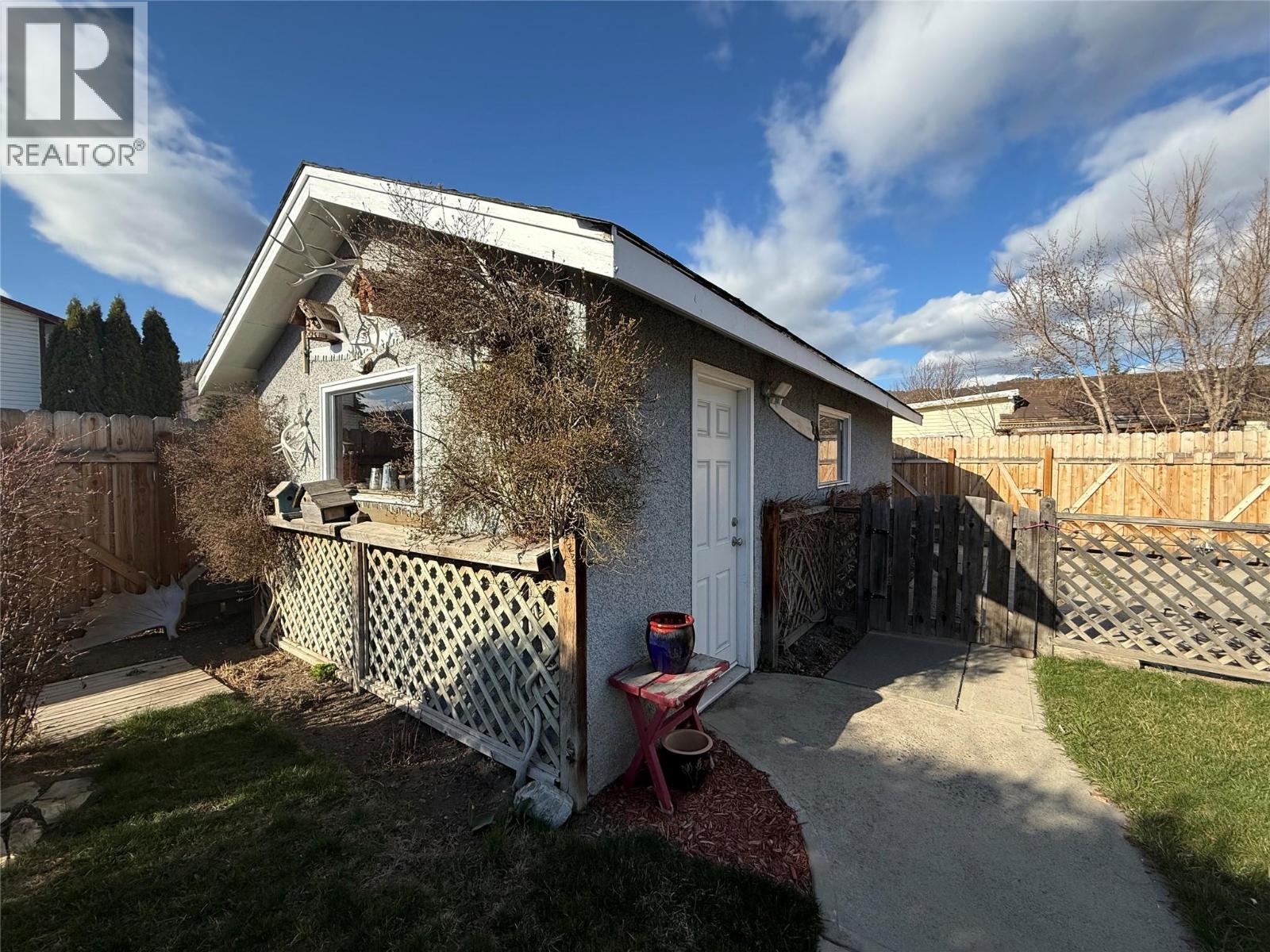 1687 Canford Avenue - 41