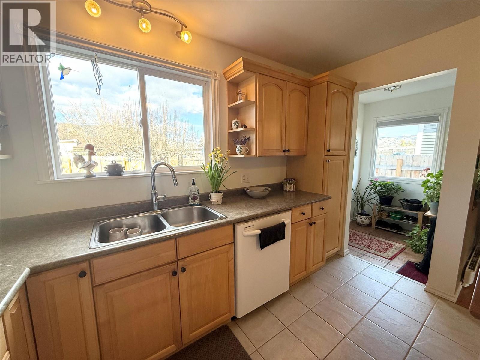 1687 Canford Avenue, Merritt