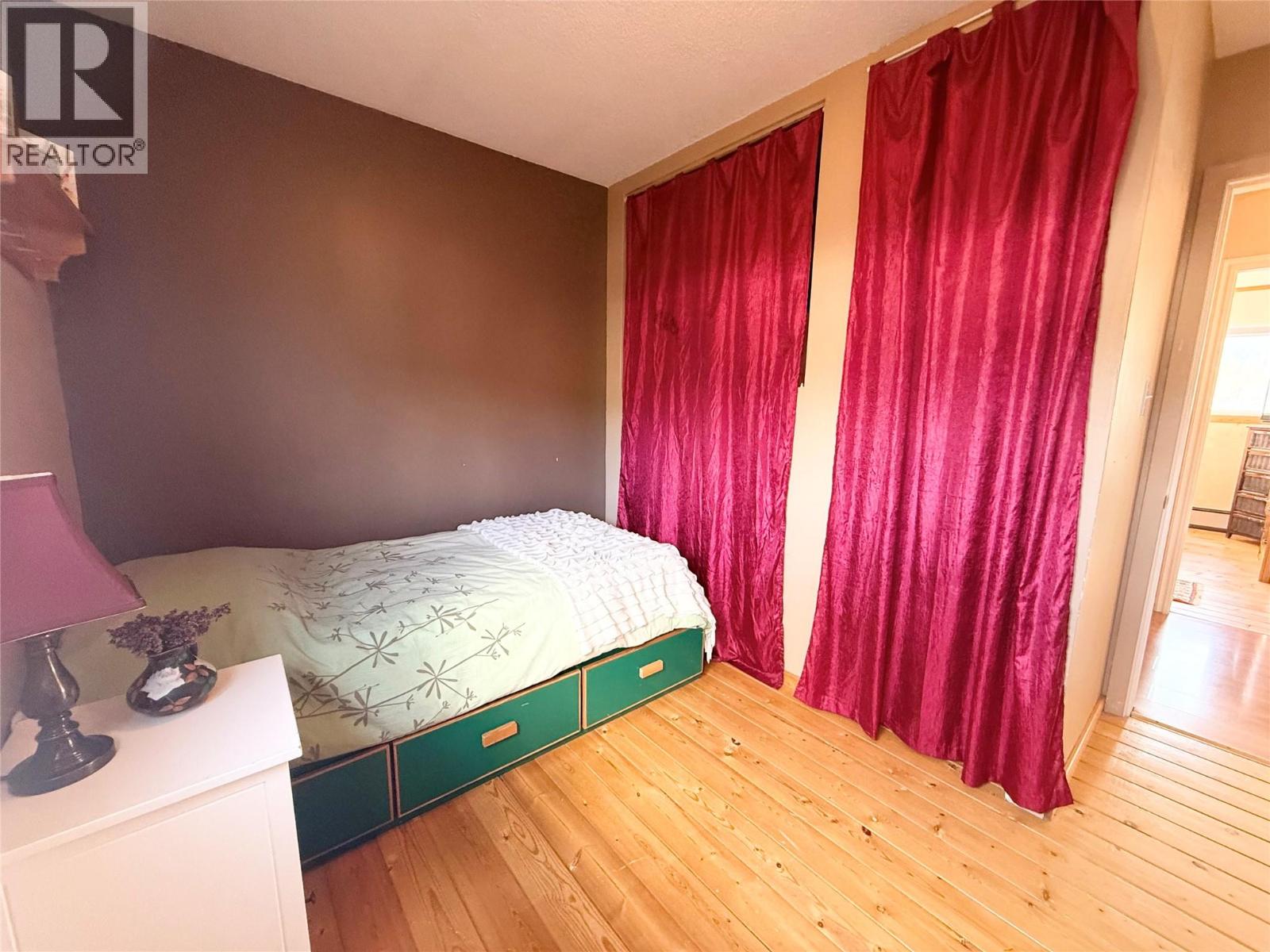 1687 Canford Avenue, Merritt