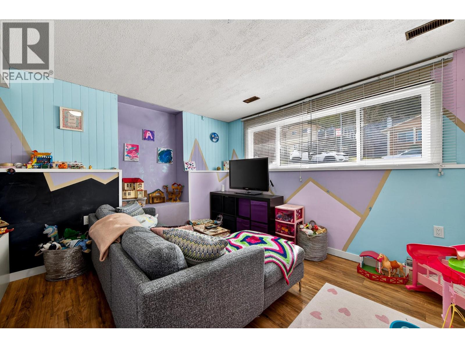  2368 OMINECA Drive, Kamloops