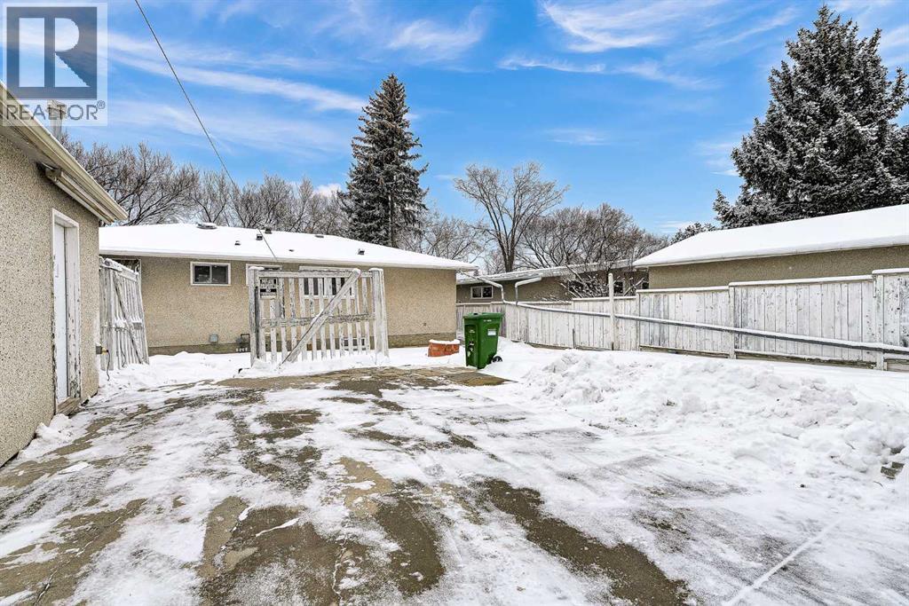 Single Family House Bungalow for Sale in  Northmount Drive NW Brentwood Calgary 
