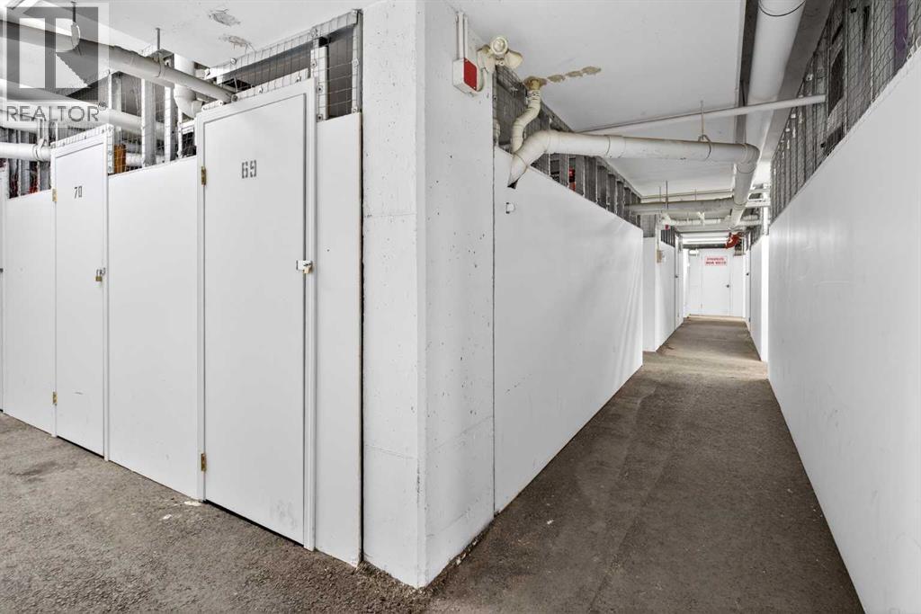 Single Family House for Sale in   Dalhousie Drive NW Dalhousie Calgary 