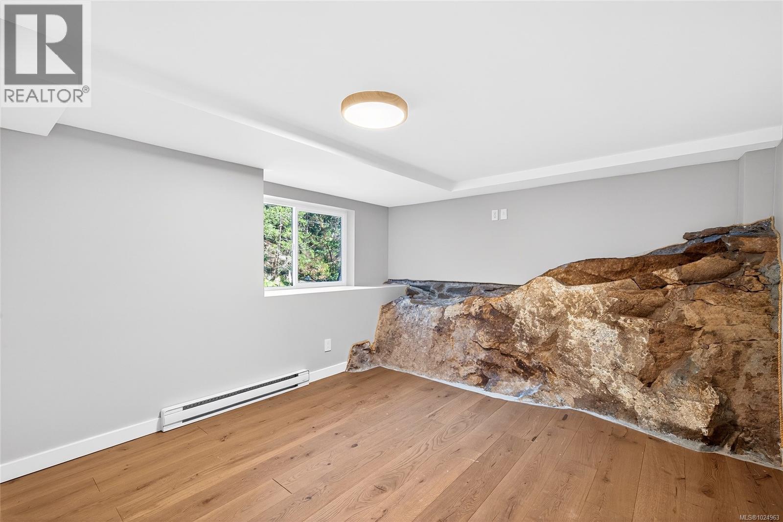 285 MOUNTAIN PARK DR - 27