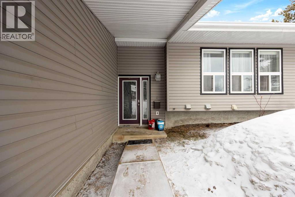 137 Deep Road, Fort McMurray