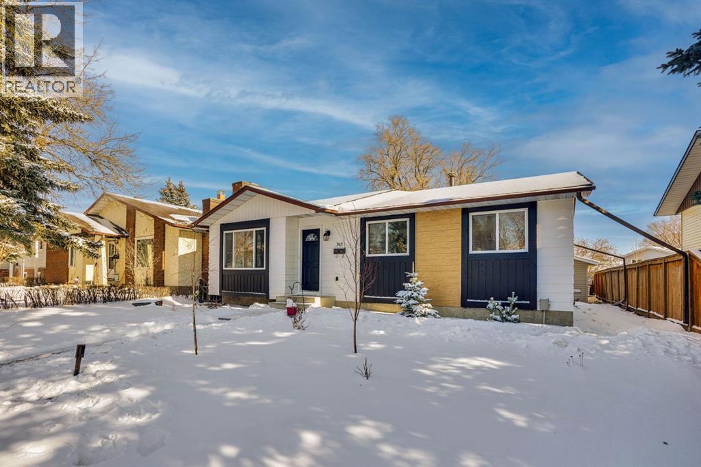 Single Family House Bungalow for Sale in  Templeside Circle NE Temple Calgary 