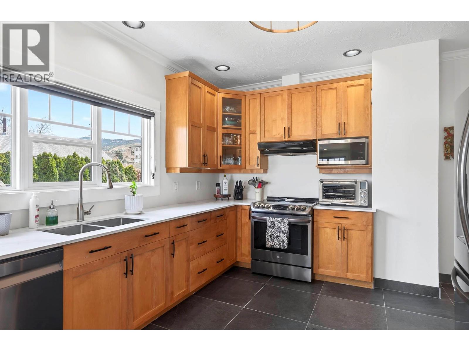 862 BATTLE Street, Kamloops