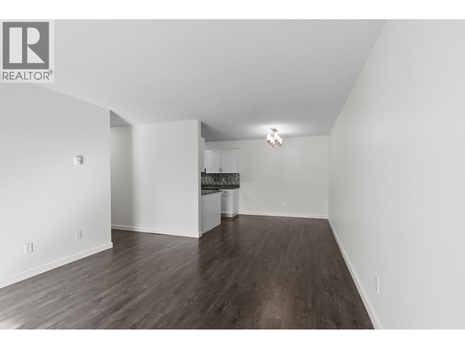 402 769 KLO Road, Kelowna