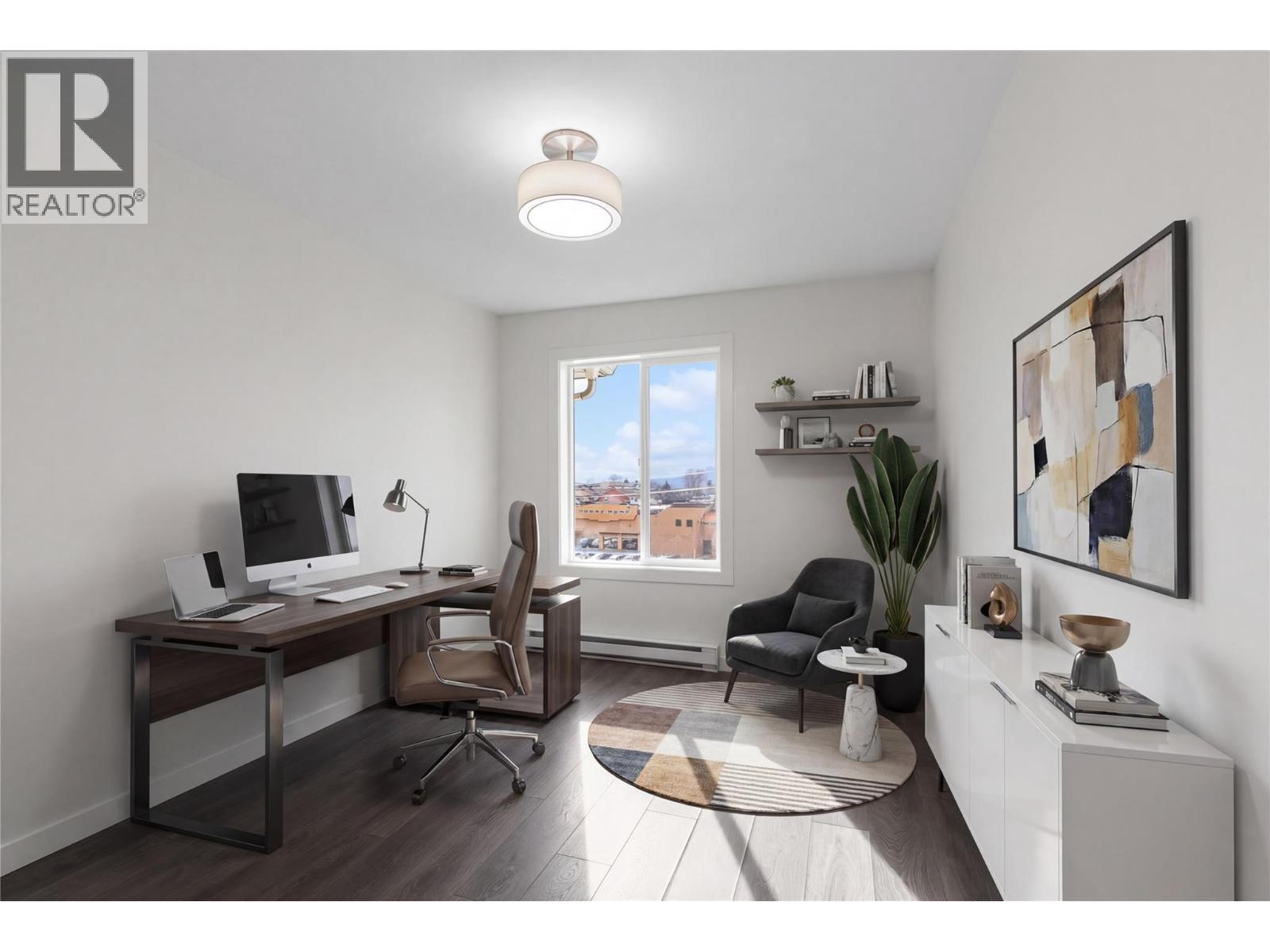 402 769 KLO Road, Kelowna