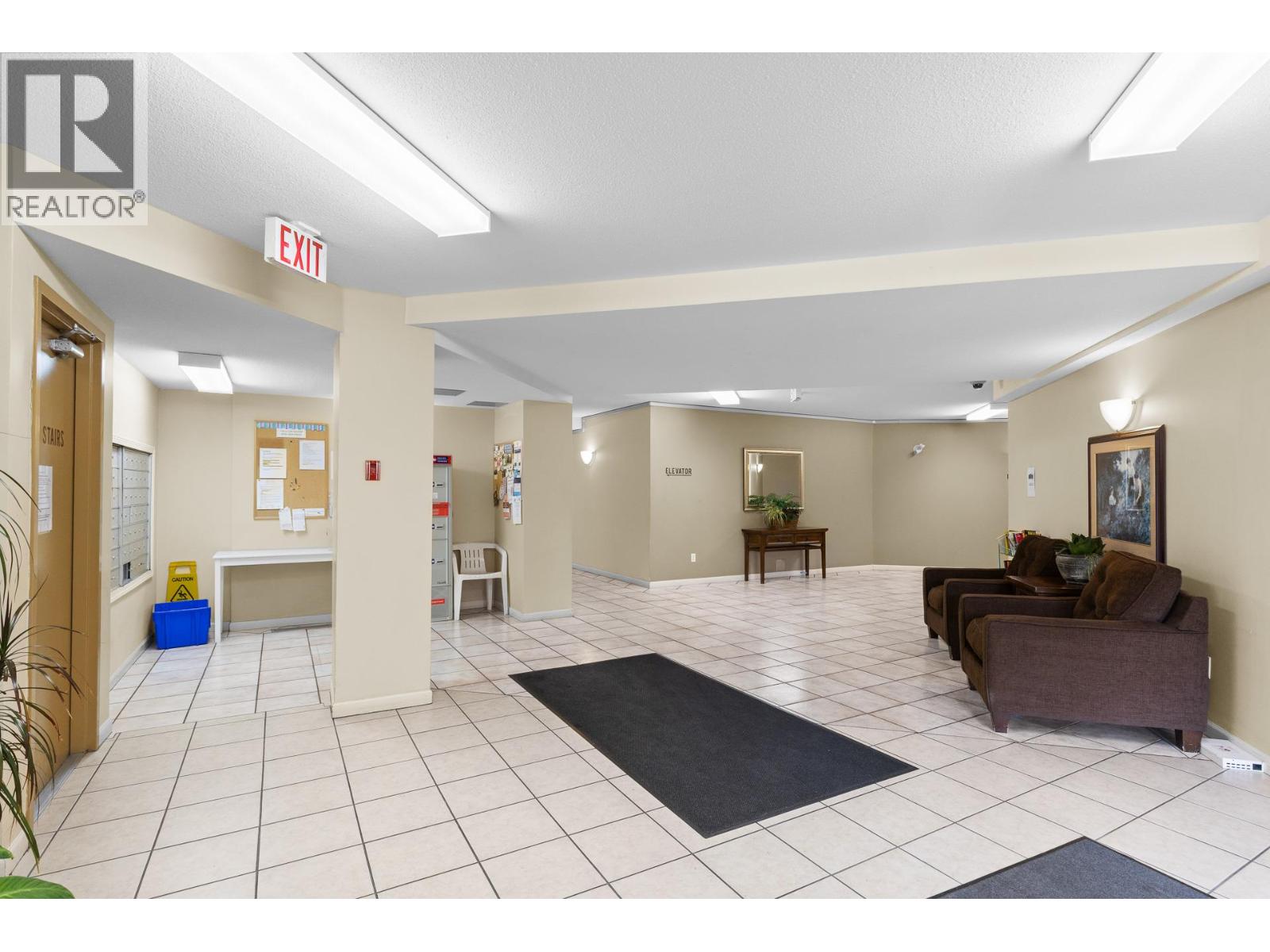 402 769 KLO Road, Kelowna