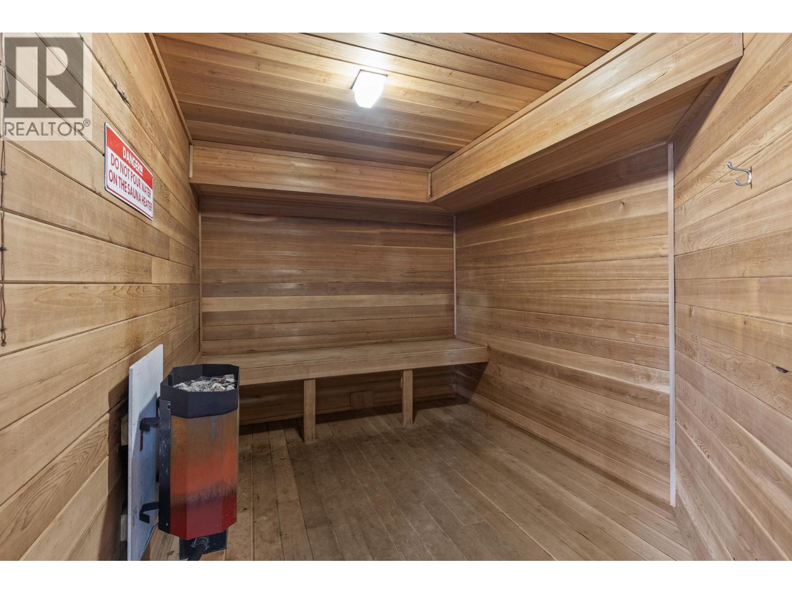 402 769 KLO Road, Kelowna