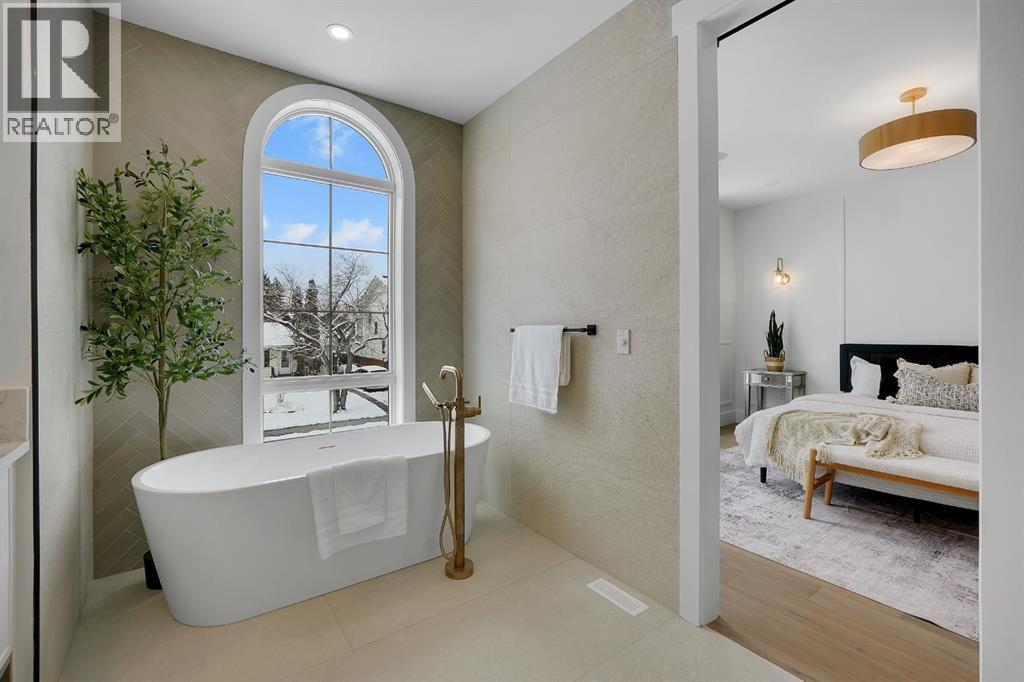 Single Family House for Sale in  A Street NW Parkdale Calgary 