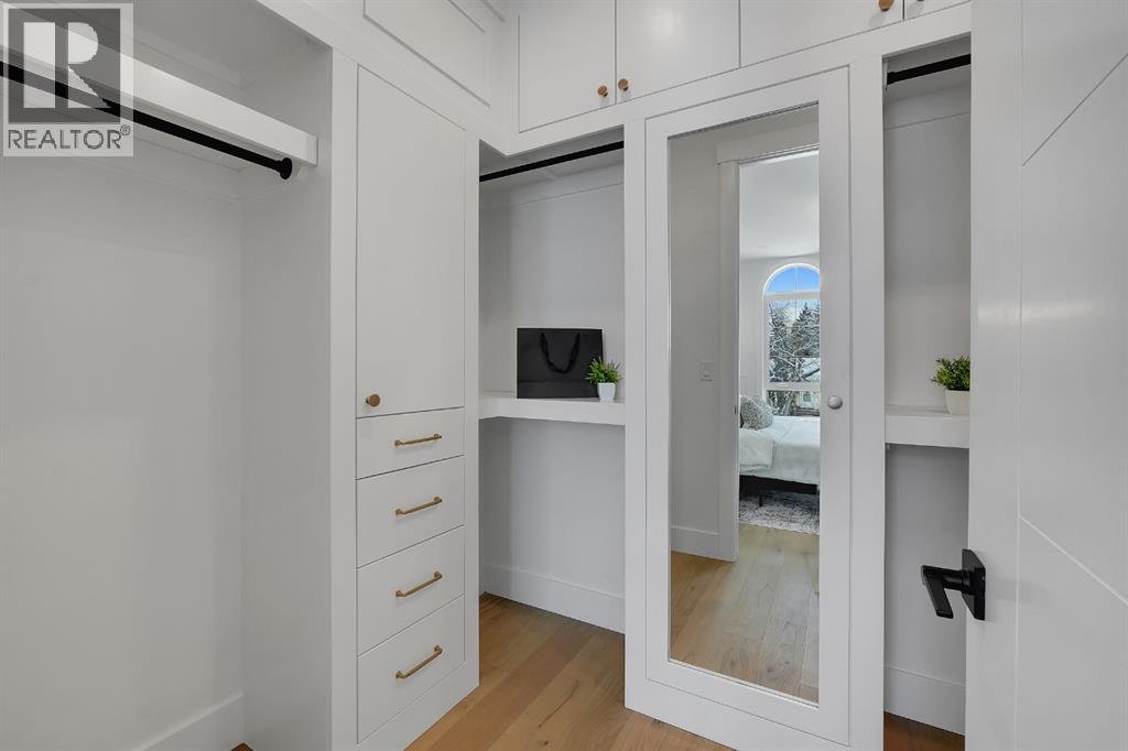 Single Family House for Sale in  A Street NW Parkdale Calgary 