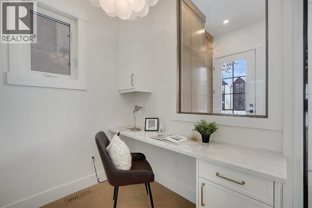 Single Family House for Sale in  A Street NW Parkdale Calgary 