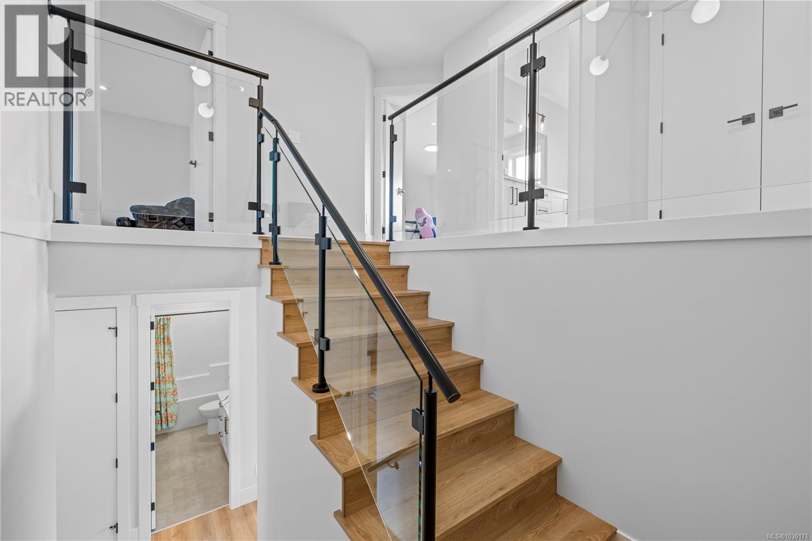 150 Cabot Crt - 7