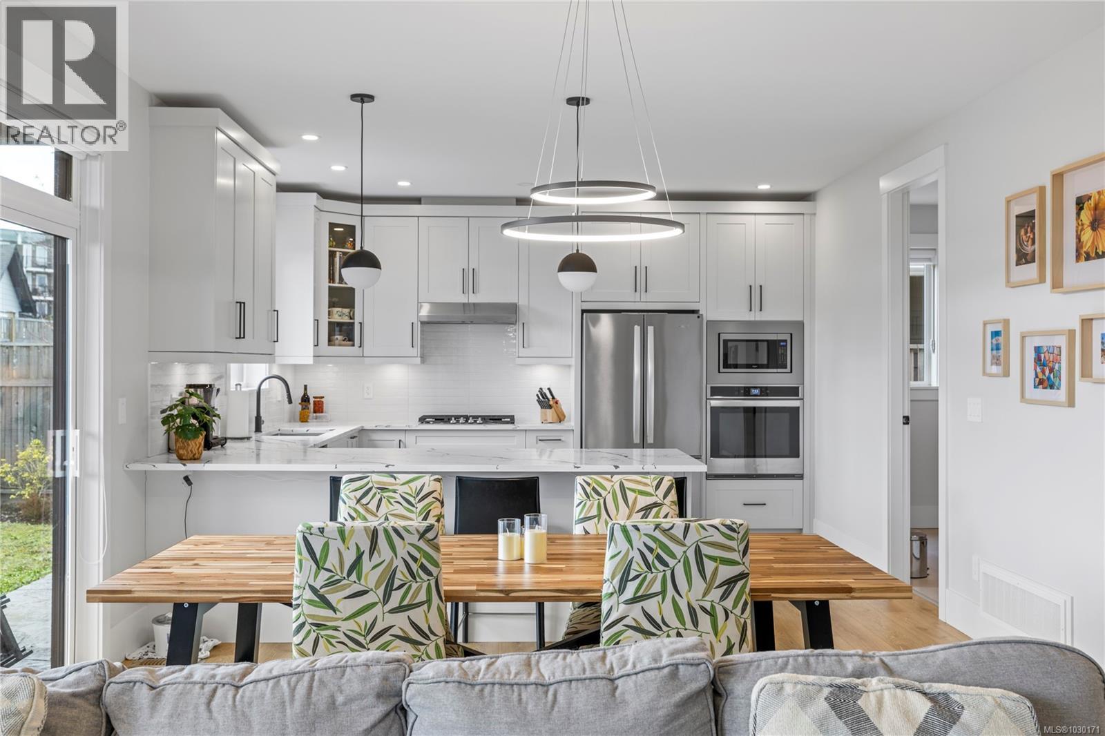 150 Cabot Crt - 32