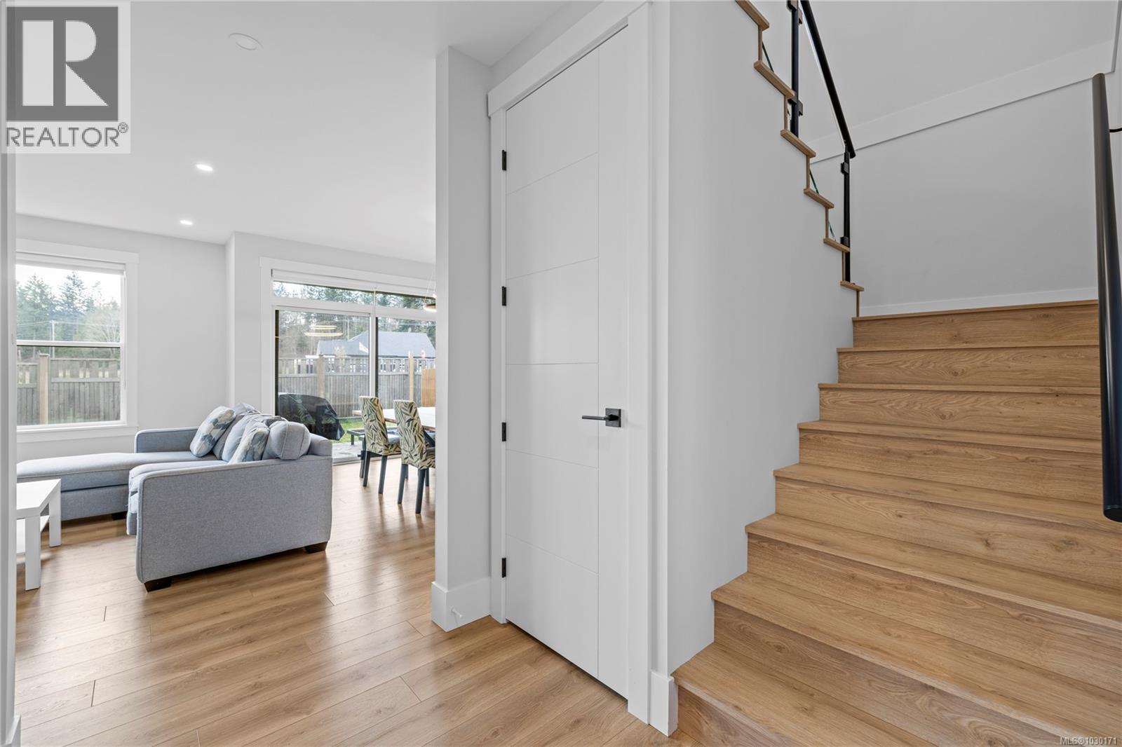 150 Cabot Crt - 34