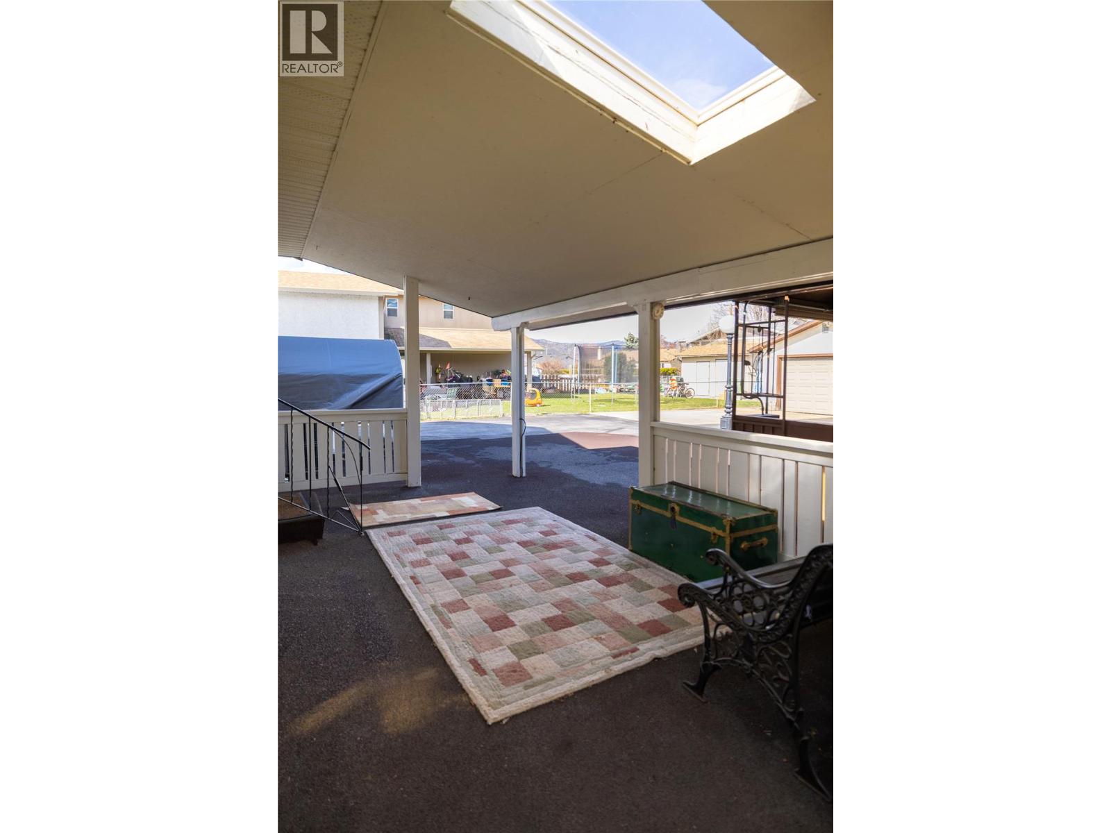 250 Hillaby Avenue - 19