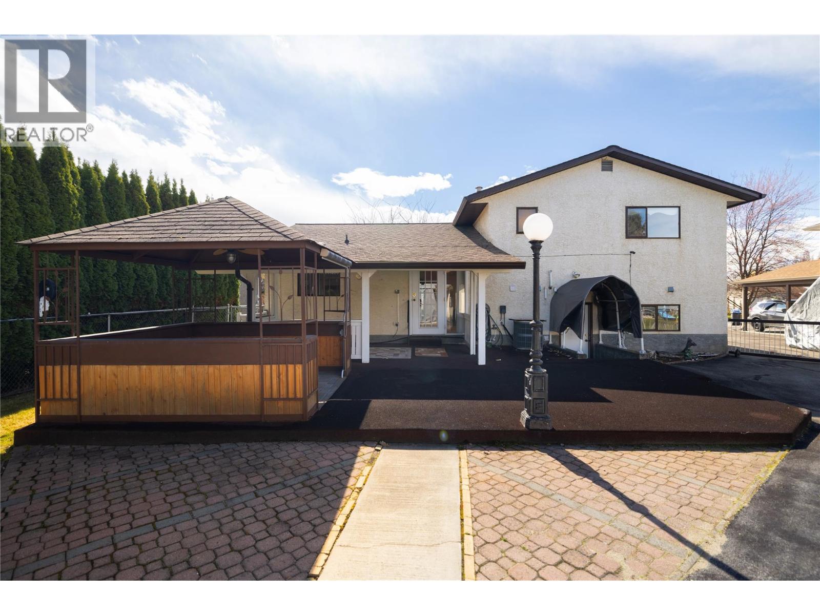 250 Hillaby Avenue - 25