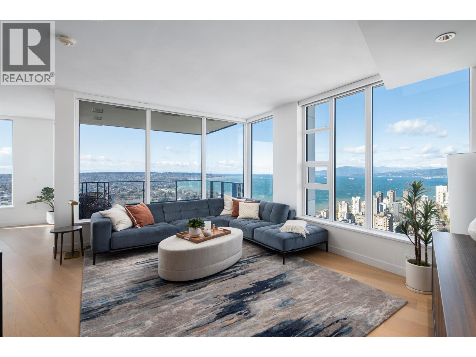 460X 1289 HORNBY Street - photo 2