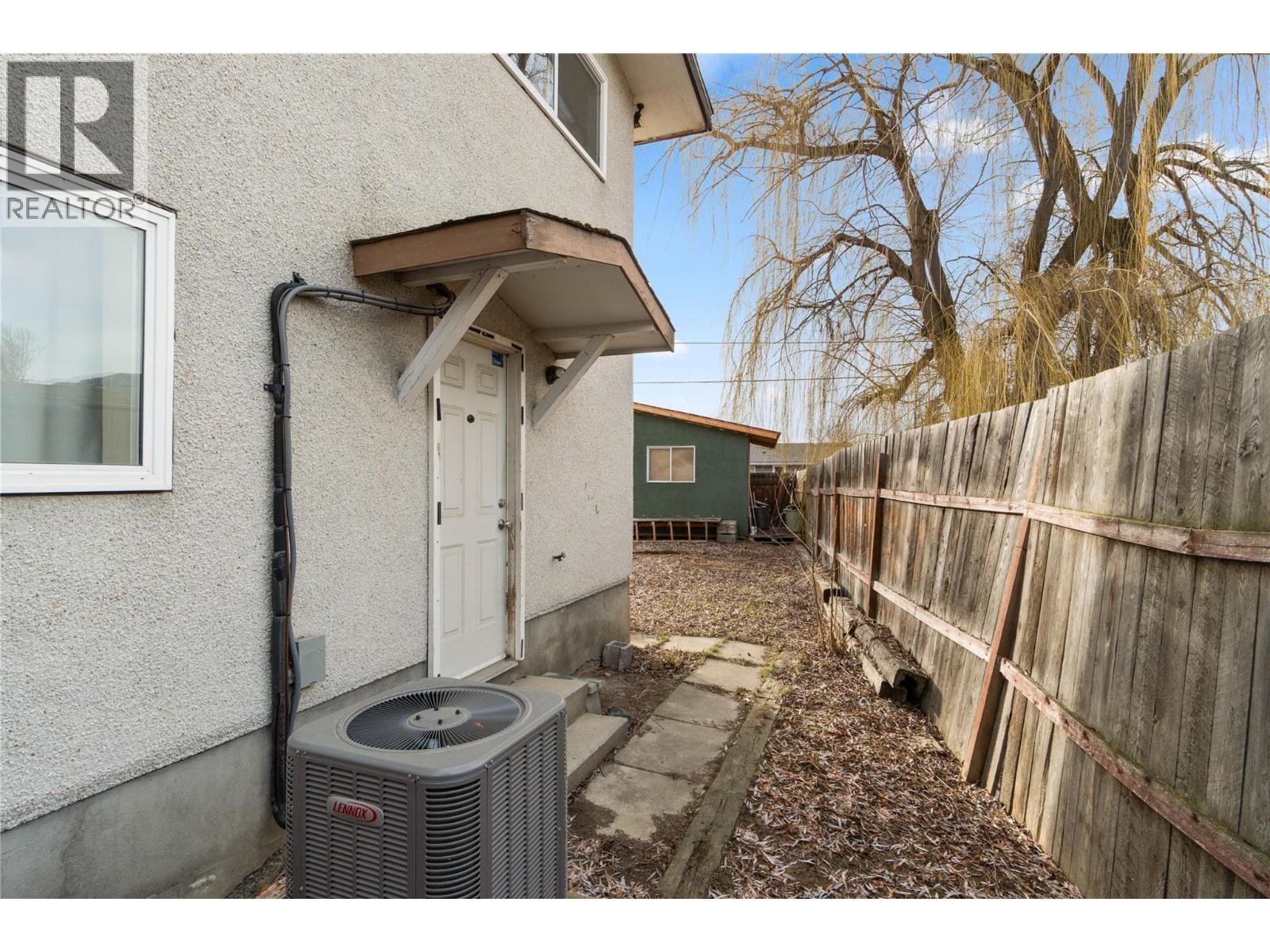 602 WINDSOR AVENUE - 29