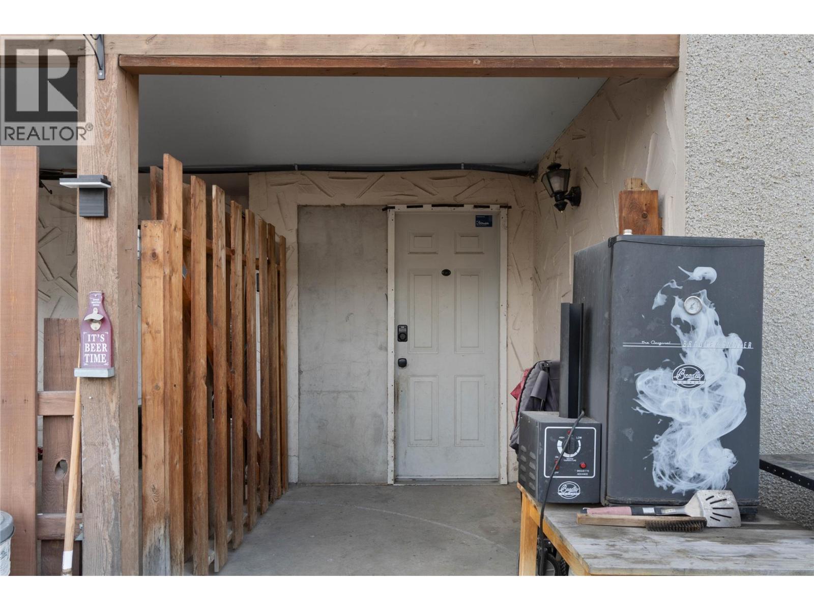 602 WINDSOR AVENUE - 55